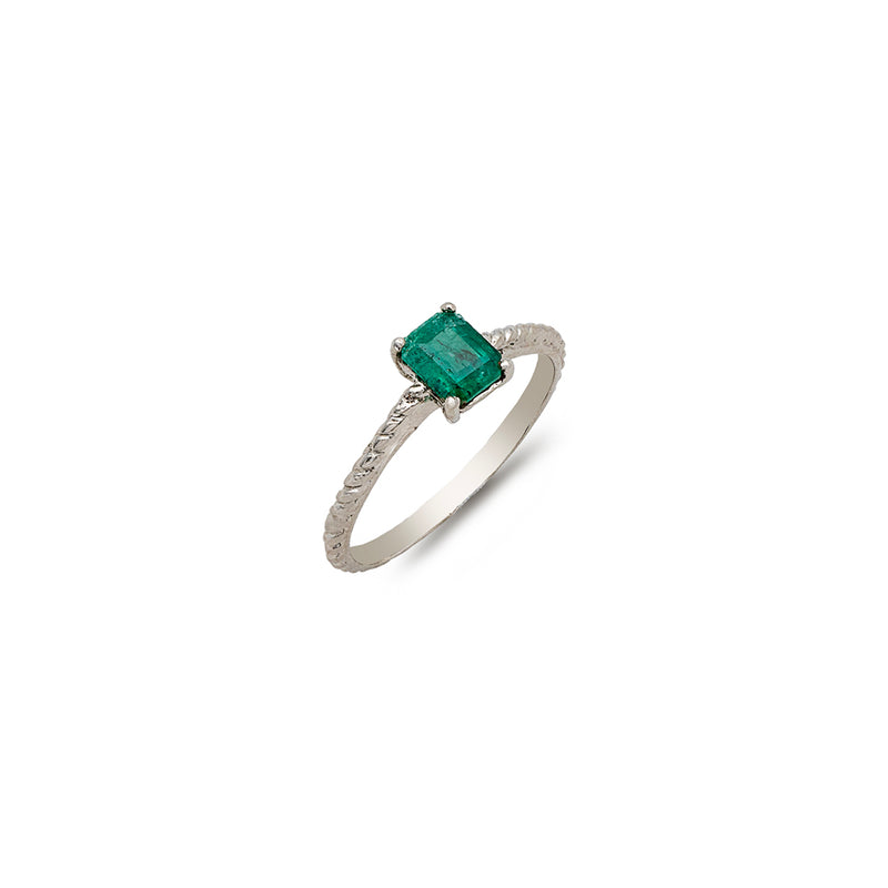 Emerald Ring | Silver Ring | Handmade Ring Pakistan